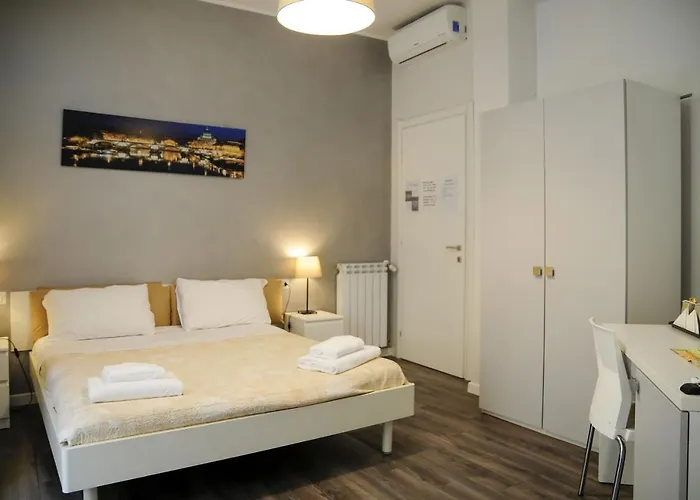 Hotel Infinity Castle Roma